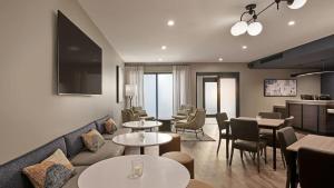 Posezení v ubytování Hyatt Studios Huntsville