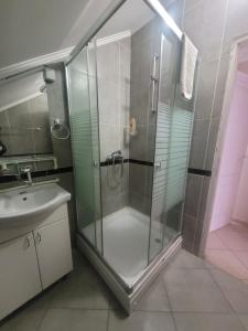 Koupelna v ubytování Koba