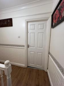 Fotografie z fotogalerie ubytování Camera matrimoniale standart v Lutonu