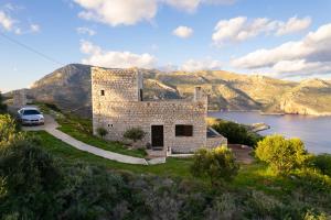 Природа в окрестностях дома для отпуска