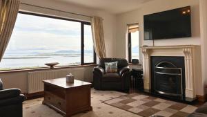 TV/trung tâm giải trí tại Makeelan House