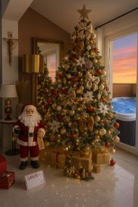 Bazén v ubytování Luxury Residence Nea nebo v jeho okolí