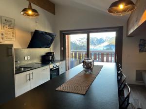 Кухня или мини-кухня в Les 4 Elements
