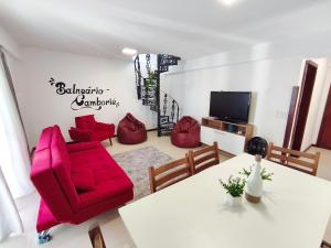 Χώρος καθιστικού στο Cobertura duplex c/ terraço e churrasqueira em BC