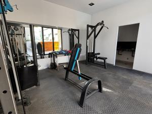 Fitness centrum a/nebo fitness zařízení v ubytování Lima alojamiento en Salta para 2