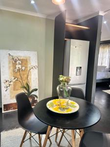 Billede fra billedgalleriet på Kloof Blackwood Cottage Modern Studio i Kloof