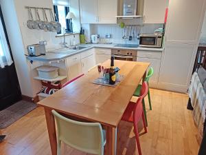 Kuchyň nebo kuchyňský kout v ubytování Crab Cottage