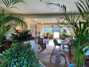 Posezení v ubytování Domaine hotel de France + 41 fotografií