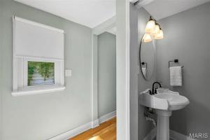 Koupelna v ubytování Hillcrest Haven by StayLage + 11 fotografií