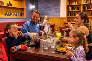 Hosté ubytování Explorers Hotel Marne-la-Vallée