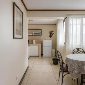 Nhà bếp/bếp nhỏ tại Casa Cafetal Aeropuerto