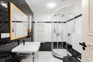 Et badeværelse på Bohemia Boutique Hotel Prague + 67 billeder