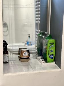 Galería fotográfica de Cosy, Charming Apartment within 5 min walk of beach, train and shops en Llanfairfechan