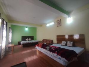 Afbeelding uit fotogalerij van The Nature Villa Kalpa in Chini +13 foto's