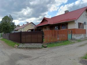 Tòa nhà nơi căn hộ tọa lạc