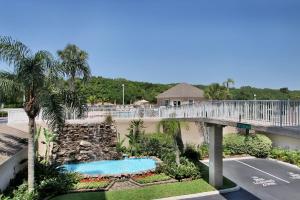 Bazén v ubytování Ocean Park 124 condo nebo v jeho okolí