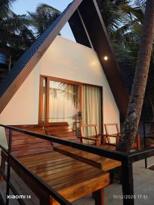 Fotografie z fotogalerie ubytování Colomb Beach Huts v destinaci Patnem