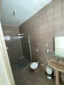 Ένα μπάνιο στο HOSTEL ARACAJU Sequência Surf Paradise POUSADA +78 φωτογραφίες