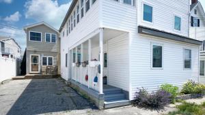 Bygningen som feriehuset ligger i + 18 billeder