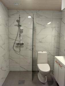 Ένα μπάνιο στο Jaakonkatu City Center home +14 φωτογραφίες