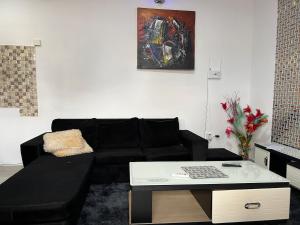 Et opholdsområde på Cool and Cosy Stay