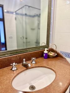 Un baño de Daniela Diving Resort Dahab 79 fotos más