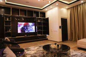 TV a/nebo společenská místnost v ubytování Walton Park + 12 fotografií