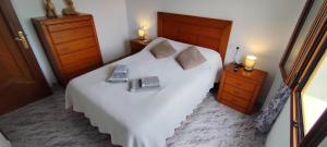 En eller flere senge i et værelse på Casa Rural Marta + 34 billeder