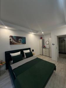 Ένα ή περισσότερα κρεβάτια σε δωμάτιο στο Lucas investment L3 -104 +17 φωτογραφίες