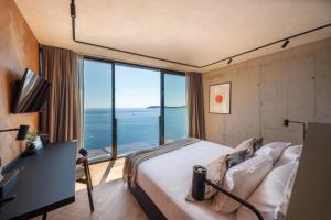 Кровать или кровати в номере Villa Atreeum Excelsior