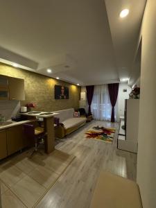 Η κουζίνα ή μικρή κουζίνα στο Lucas investment L3 -104