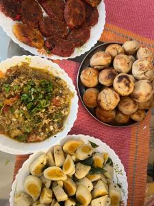 Φαγητό σε αυτή η βίλα ή κάπου εκεί κοντά +21 φωτογραφίες