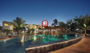 Swimmingpoolen hos eller tæt på Maramar Beach House 67 e 68