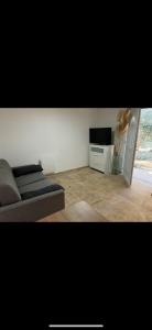 Et tv og/eller underholdning på Studio 24 m2