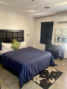 Φωτογραφία από το άλμπουμ του Deluxe Double at Angel Hotel VI σε Lagos +19 φωτογραφίες