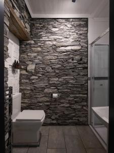 Koupelna v ubytování Cambridge House Sleeps 18 Central Windermere