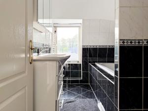 Et badeværelse på Business Accommodation in Dordrecht for Expats