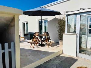 En terrasse eller udendørsområde på Maison familiale Blois-Chambord