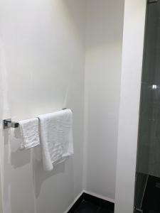 Imagine din galeria proprietății Exclusive 1 Bedroom Duplex Stay Embassy Gardens în Accra +5 fotografii