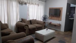 TV a/nebo společenská místnost v ubytování Southview guest house