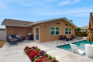 Bazén v ubytování Mango House nebo v jeho okolí