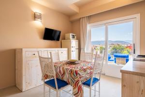 Kuchyň nebo kuchyňský kout v ubytování Relax + 25 fotografií