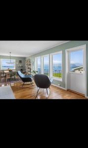 Et opholdsområde på House on Ramberg beach