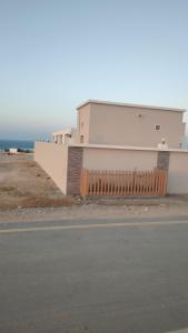 Nespecifikovaný výhled na moře nebo výhled na moře při pohledu z chaty