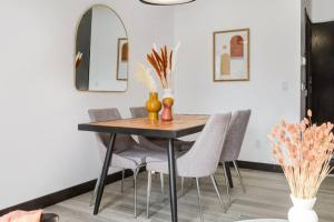 Φωτογραφία από το άλμπουμ του Splendid Mountain View 2BR Condo with Pool and Hot Tub στο Κάνμορ