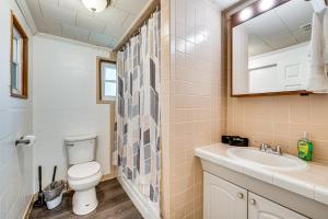 Ένα μπάνιο στο Florida Adventure Hub Near Top Attractions and Lakes +18 φωτογραφίες