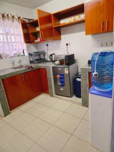 Η κουζίνα ή μικρή κουζίνα στο Vee place Bridgeview furnished apartment