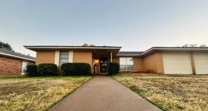 Το κτήριο όπου στεγάζεται  η παραθεριστική κατοικία