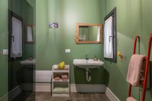 Ένα μπάνιο στο Casa Museo Colombo +28 φωτογραφίες