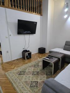 Et tv og/eller underholdning på Miya Free parking